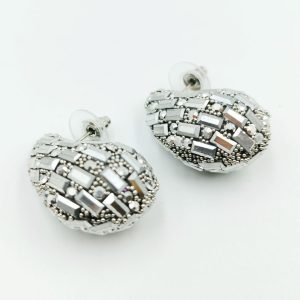 skoularikia-me-stras-kai-petres-1