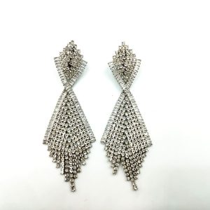 foteini-nychta-makria-skoylarikia-me-stras-1