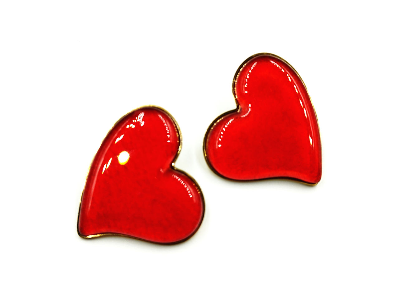 to-kokkino-tis-agapis-skoularikia-kardies-se-entoni-kokkini-apoxrosi-1